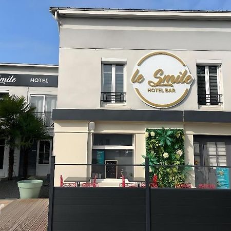 Hotel Le Smile Saint-Vincent-Sterlanges Luaran gambar